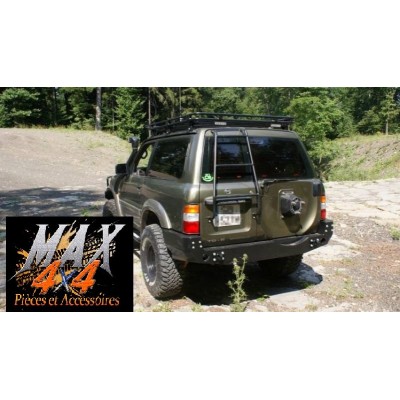 PARE CHOC ARRIERE Y61 SANS PLATINE DE TREUIL INTEGRE
