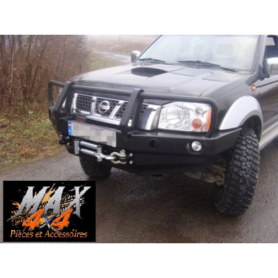 PARE CHOC AVANT AVEC BULLBAR D22 2001-2004