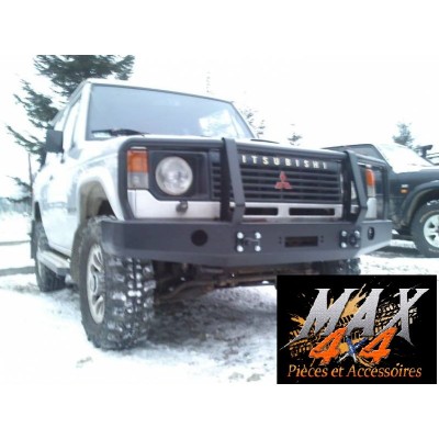 PARE CHOC AVANT AVEC BULLBAR PAJERO 1 