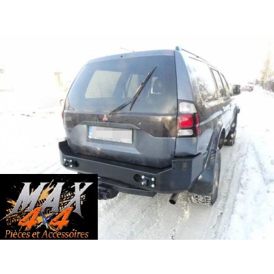 PARE CHOC ARRIERE NUE PAJERO SPORT 2004 - 2008