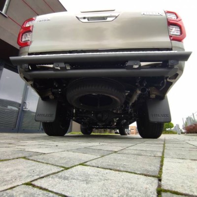 PARE CHOC TUBULAIRE HILUX REVO APRES 2020 