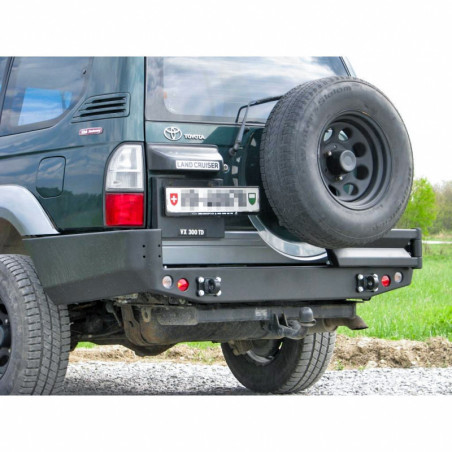 PARE CHOC ARRIERE AVEC PORTE ROUE DE SECOUR    