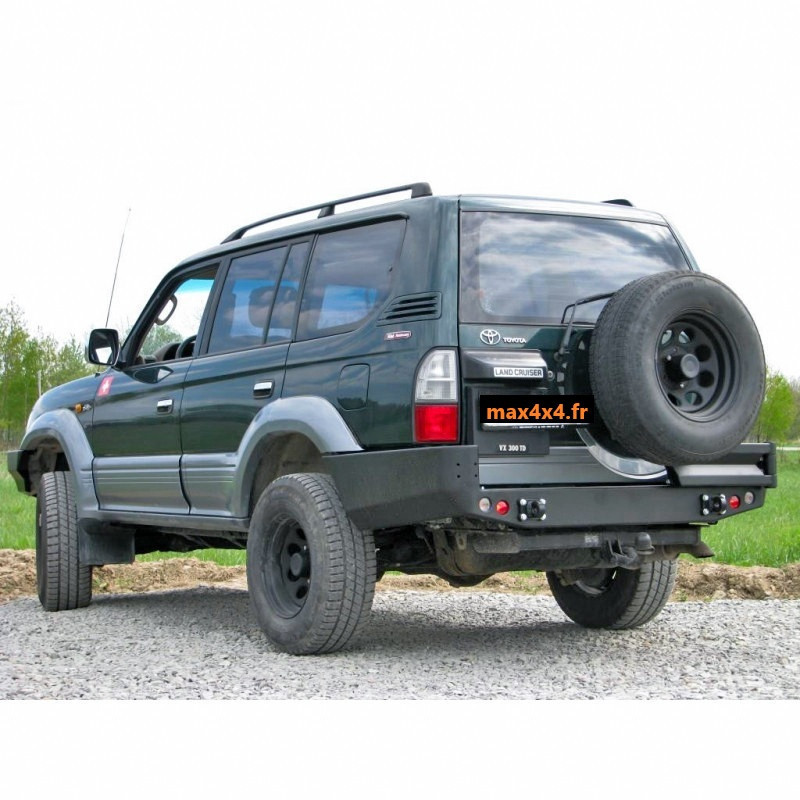 PARE CHOC ARRIERE AVEC PORTE ROUE DE SECOUR    