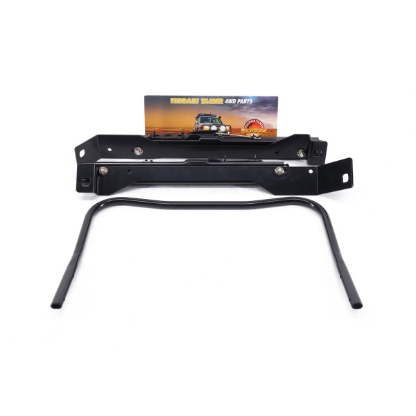 SUSPENSION SEAT FITTING KIT R/H S/C VDJ78,79 1999-08/16
