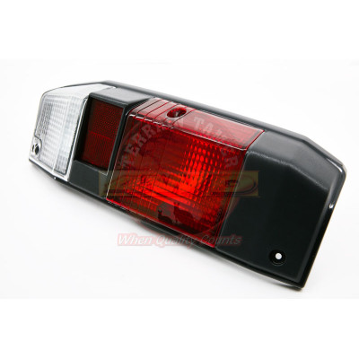 LENS & BODY REAR L/H TROOP CARRIER
